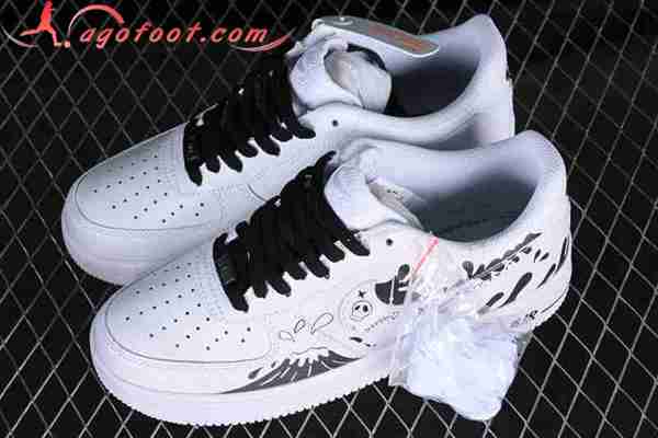 Nike Air Force 1'07 Blanc/Noir AM0703-121