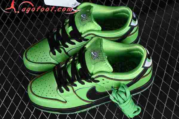 Nike SB Dunk Low Noir/Vert FZ8319-300