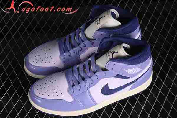 Nike Air Jordan 1 Mid Pourpre DZ3745-500